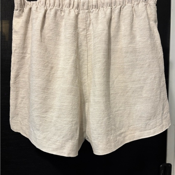 Aritzia Wilfred Tencel Linen Shorts with Drawstring size 2XS or 00 - Picture 3 of 15